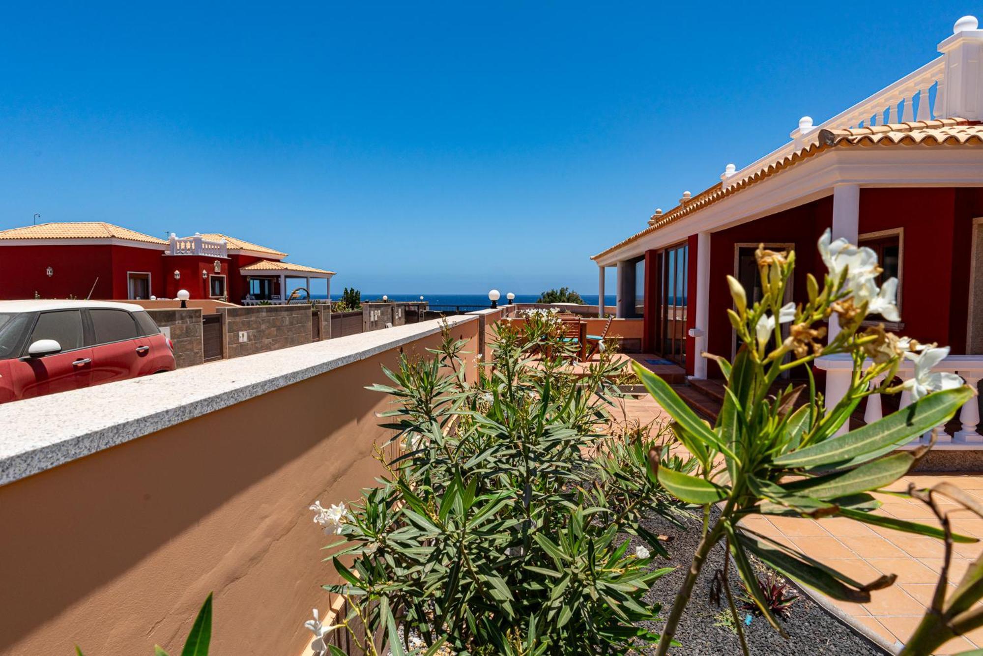 Villa Oceana - Cliffside Retreat Costa De Antigua Exteriör bild
